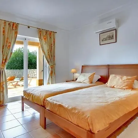 Tatil Evi Casa Alha Estômbar
