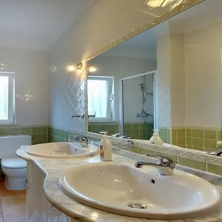 Tatil Evi Casa Alha Estômbar