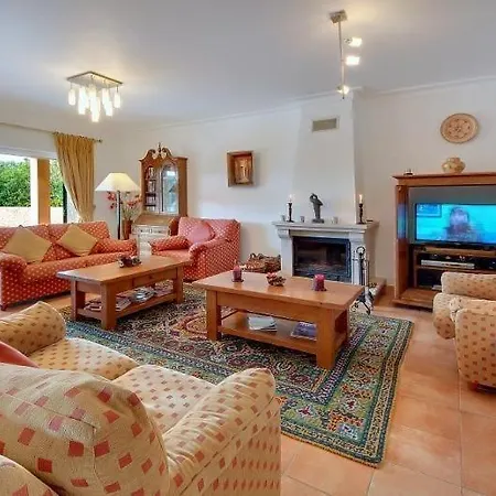 Tatil Evi Casa Alha Estômbar
